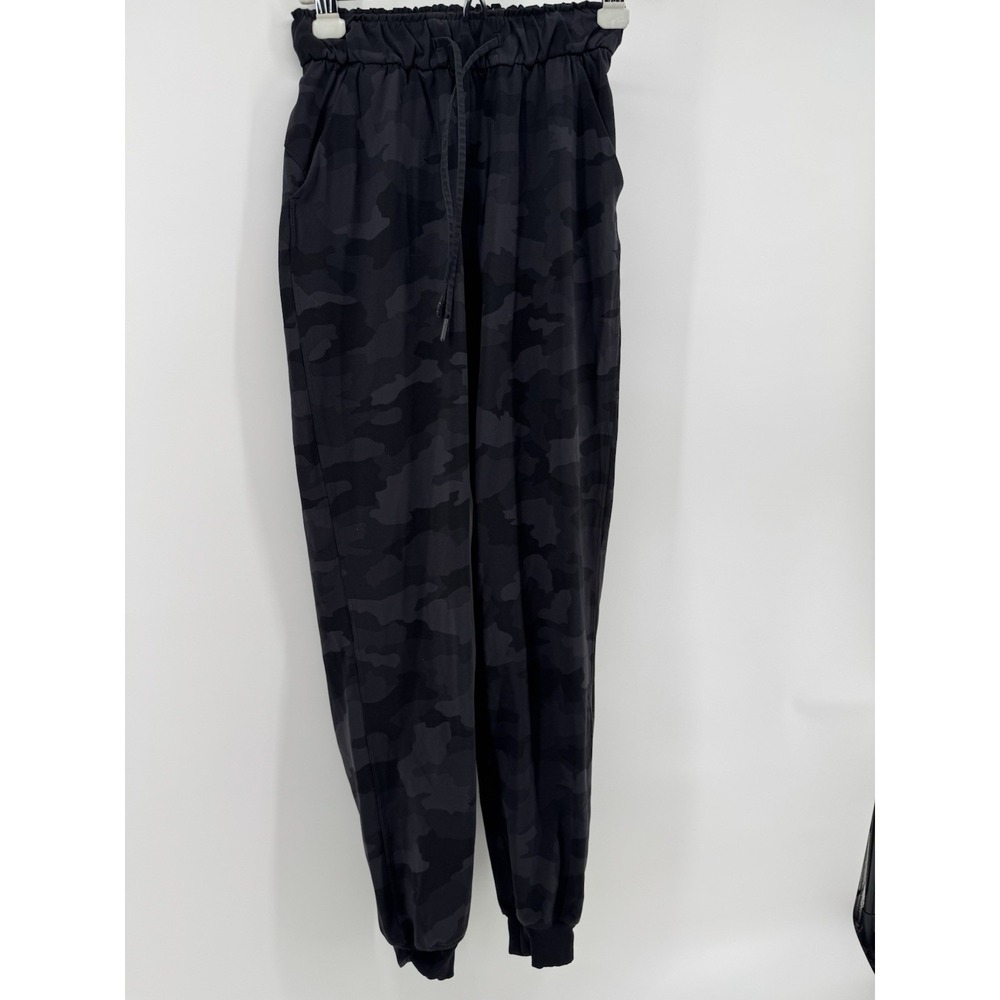 Lululemon Pants Stretch High-Rise Drawstring‎ Black Camo Athletic Jogger Size 2
